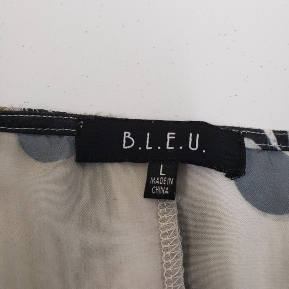 B.L.E.U. Circle Moons Top Size Large BLEU - Picture 5 of 6
